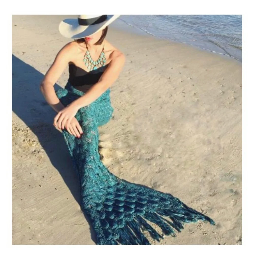 New Luxurious Seatail Mermaid Teal Blanket With Satin Liner